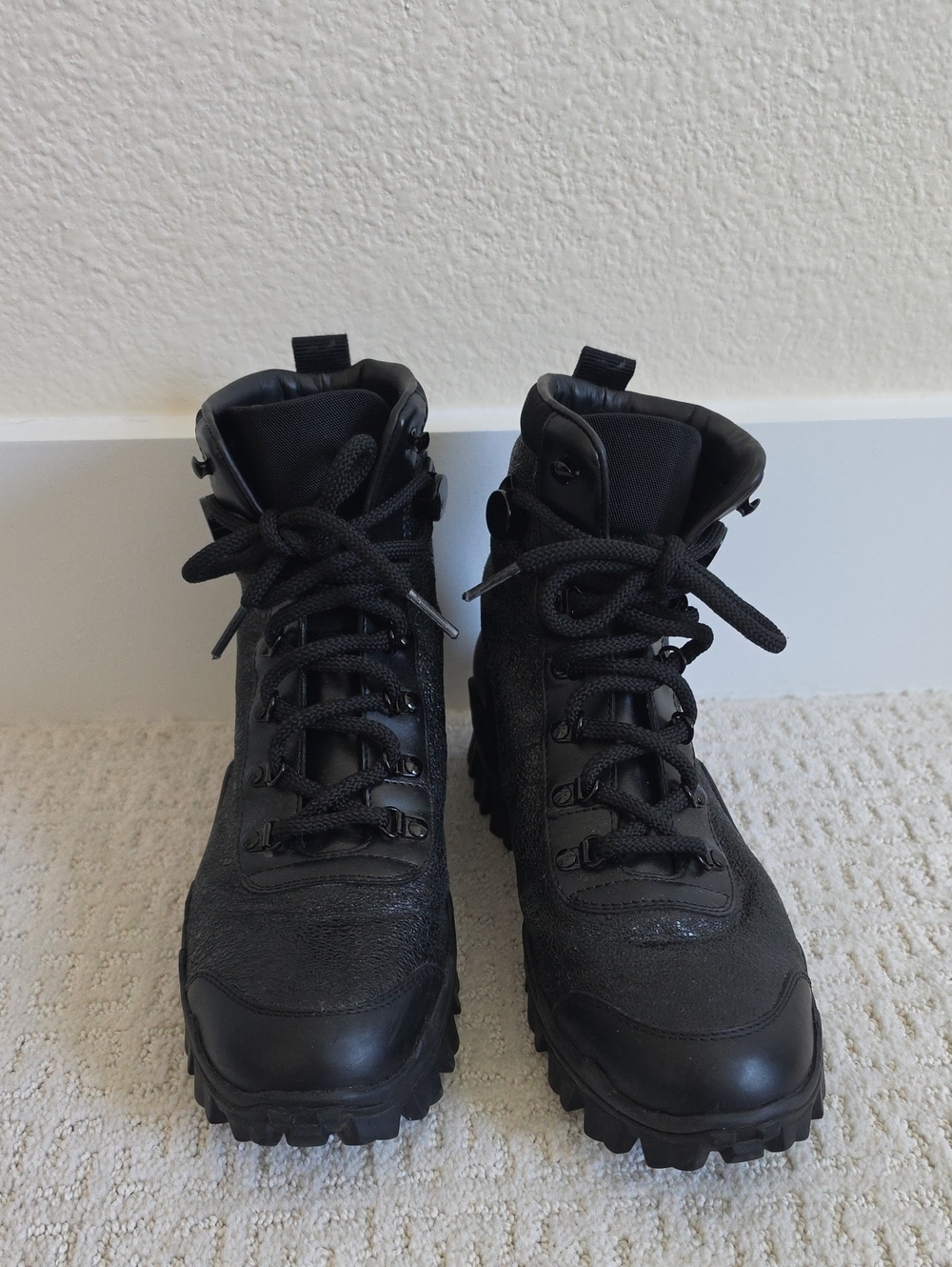 Moncler Womens Winter Boots. Size 38 1/2
